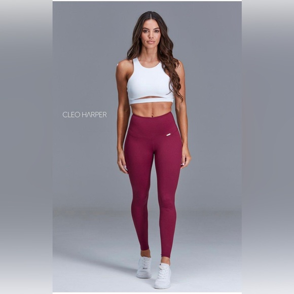 Cleo Harper Pants - Cleo Harper Reign Leggings in Burgandy